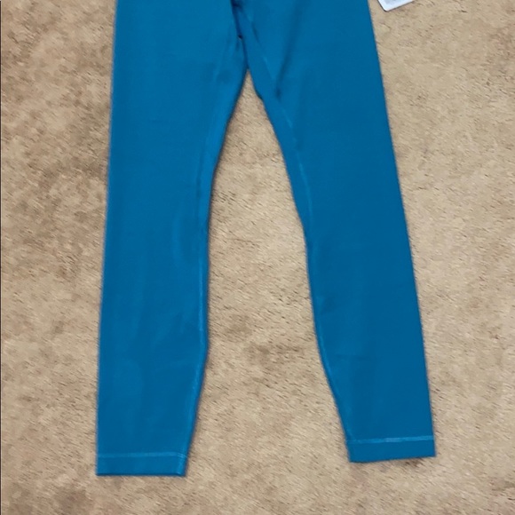 ❌ Sold ❌ Lululemon Desert Teal Align Leggings 25” - Picture 2 of 8